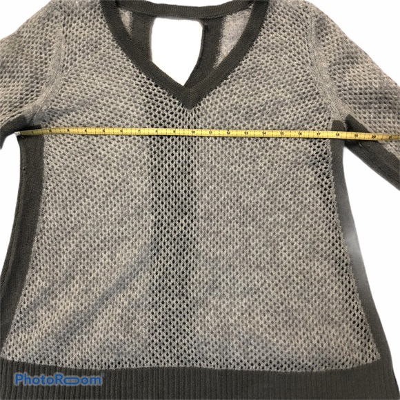 Quinn Cashmere Sweater - Picture 4 of 6